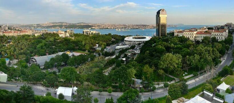 Hilton Istanbul Bosphorus, hotel en Estambul - Nautalia Viajes