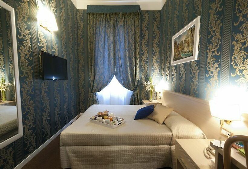 Fotos del hotel Prestige Guest House:  5