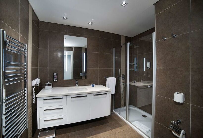 Fotos del hotel Radisson Residences Avrupa Tem Istanbul:  61