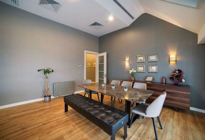 Fotos del hotel Radisson Residences Avrupa Tem Istanbul:  42