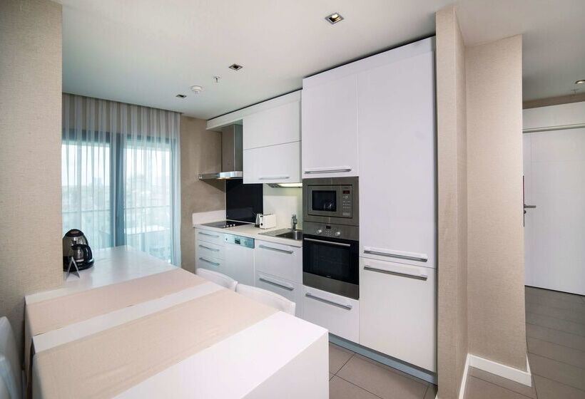 Fotos del hotel Radisson Residences Avrupa Tem Istanbul:  62