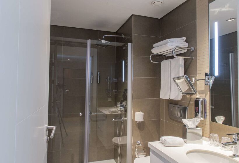 Fotos del hotel Radisson Residences Avrupa Tem Istanbul:  36