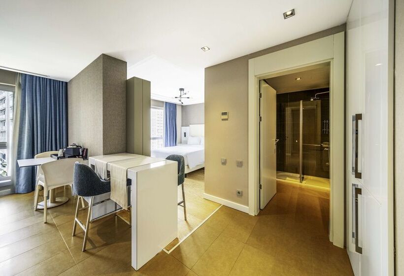 Fotos del hotel Radisson Residences Avrupa Tem Istanbul:  25