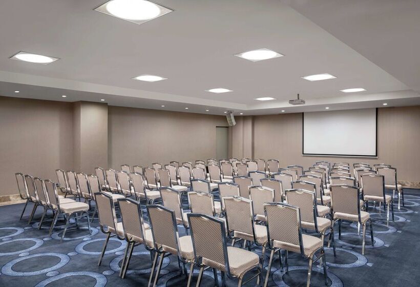 Fotos del hotel Doubletree By Hilton Istanbul Esentepe: 1 Fotos del hotel Doubletree By Hilton Istanbul Esentepe: 1