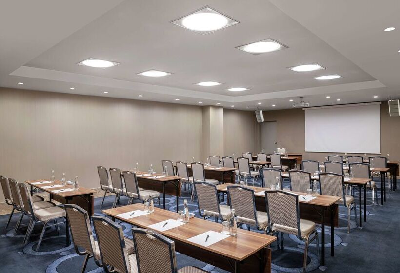 Fotos del hotel Doubletree By Hilton Istanbul Esentepe:  9