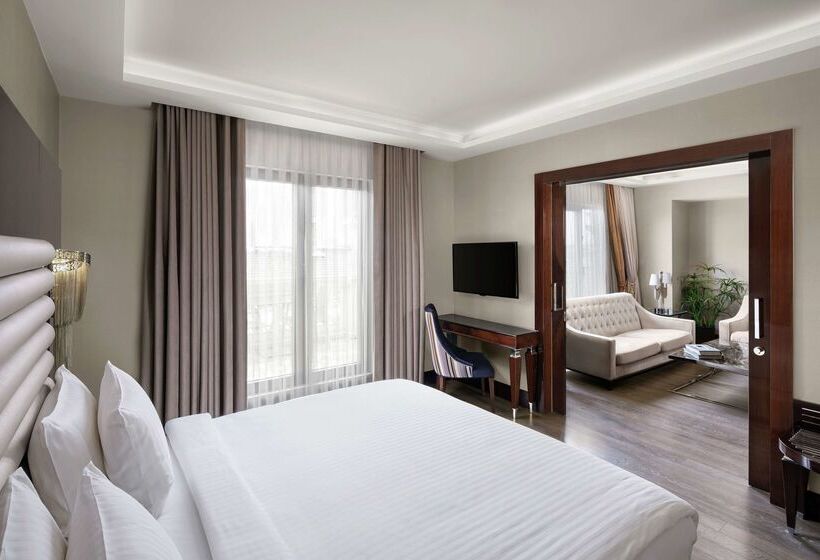 Fotos del hotel Doubletree By Hilton Istanbul Esentepe:  13