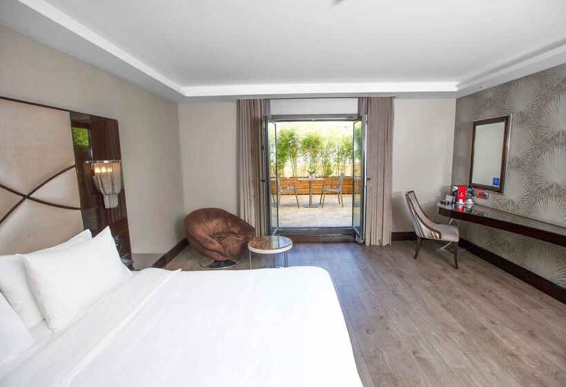 Fotos del hotel Doubletree By Hilton Istanbul Esentepe:  28