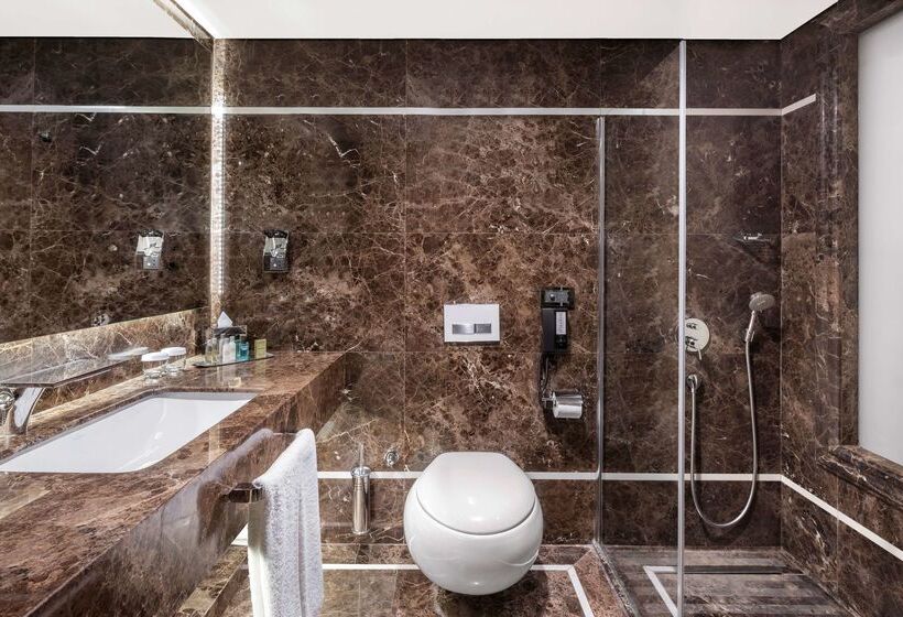 Fotos del hotel Doubletree By Hilton Istanbul Esentepe:  26