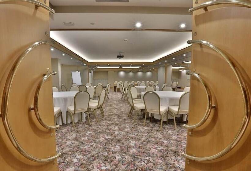 Fotos del hotel Queen  & Spa:  20