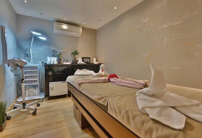 Fotos del hotel Queen  & Spa:  11