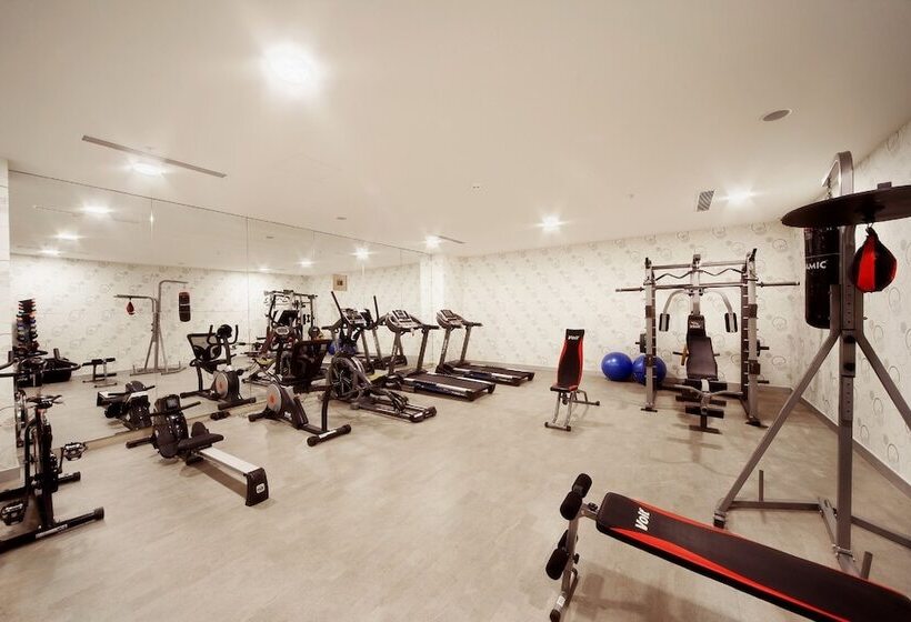 Fotos del hotel Grand  De Pera:  30