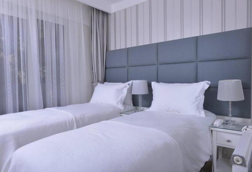 Ten Rooms Istanbul Hotel  Adults Only