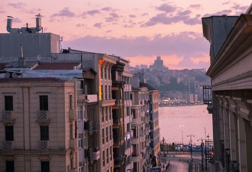 Fotos del hotel Tarihi Isparta Palas:  11