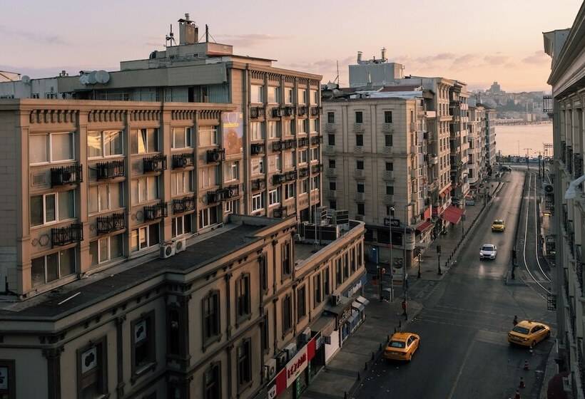Fotos del hotel Tarihi Isparta Palas:  9