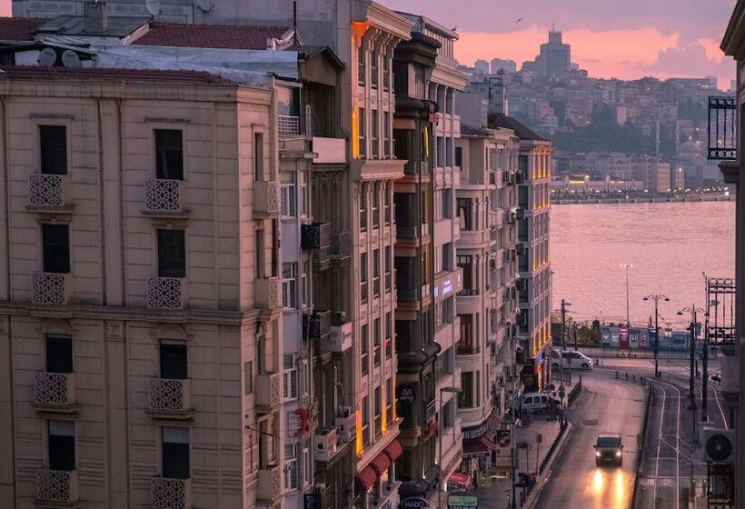 Fotos del hotel Tarihi Isparta Palas:  22