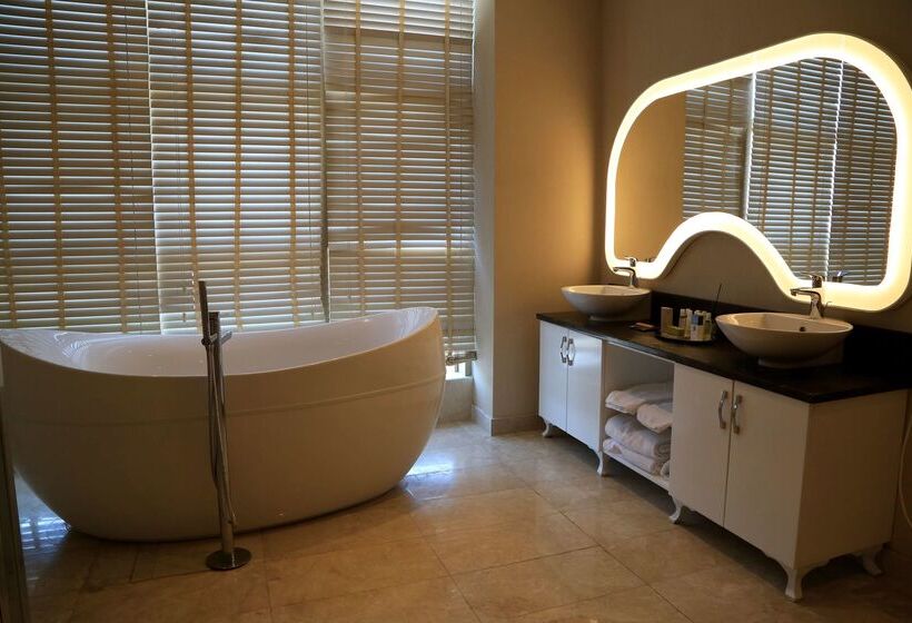 Fotos del hotel Doubletree By Hilton Hotel Istanbul  Tuzla:  29