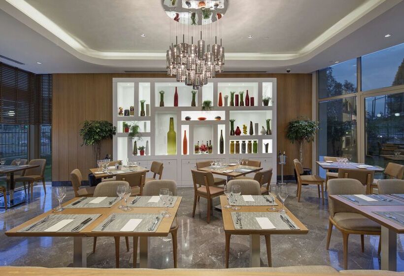 Fotos del hotel Doubletree By Hilton Hotel Istanbul  Tuzla:  4
