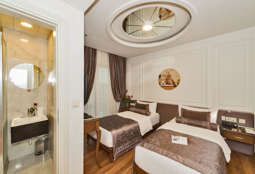 Fotos del hotel Darkmen  2:  42