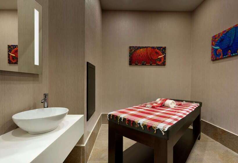 Fotos del hotel Tryp By Wyndham Istanbul Taksim:  6