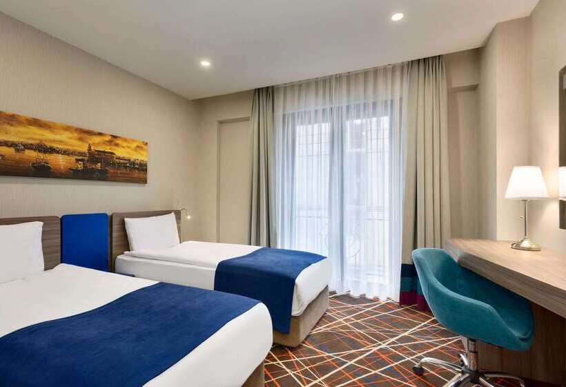 Fotos del hotel Tryp By Wyndham Istanbul Taksim:  11